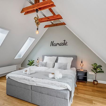 Namaste Homes - Ferienwohnung Mit Dachterrasse Bad Windsheim Ngoại thất bức ảnh